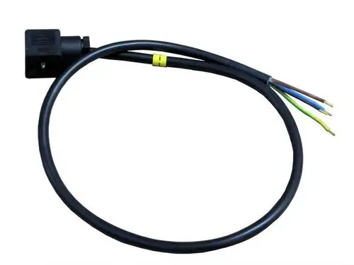 Anschlussleitung mit Stecker und mehreren kunststoffummantelten Drähten in verschiedenen Farben, hergestellt von Bosch.